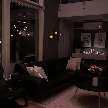 Riverside White Diamond Villa *