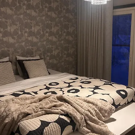 Villa Riverside White Diamond *