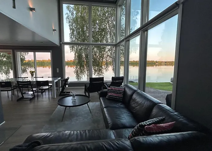 Villa Riverside White Diamond