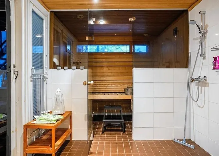 וילה Riverside White Diamond *