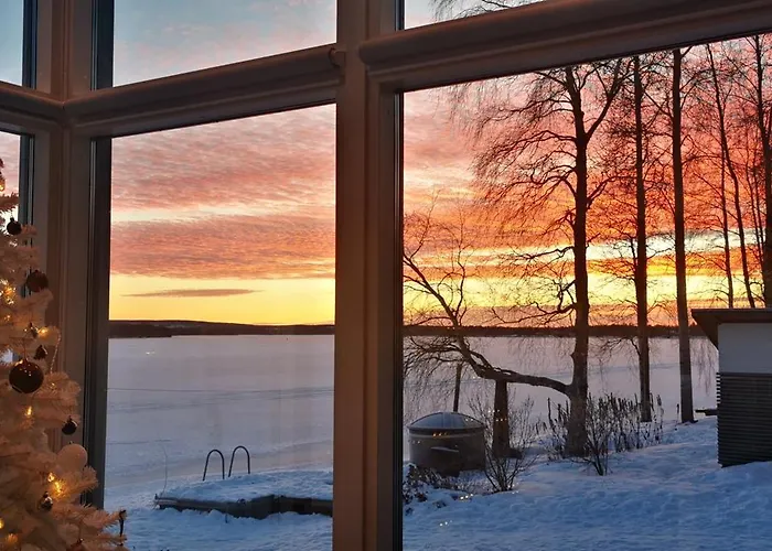 Riverside White Diamond Villa